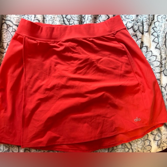 ALO Yoga Dresses & Skirts - Summer is NOT over skirt